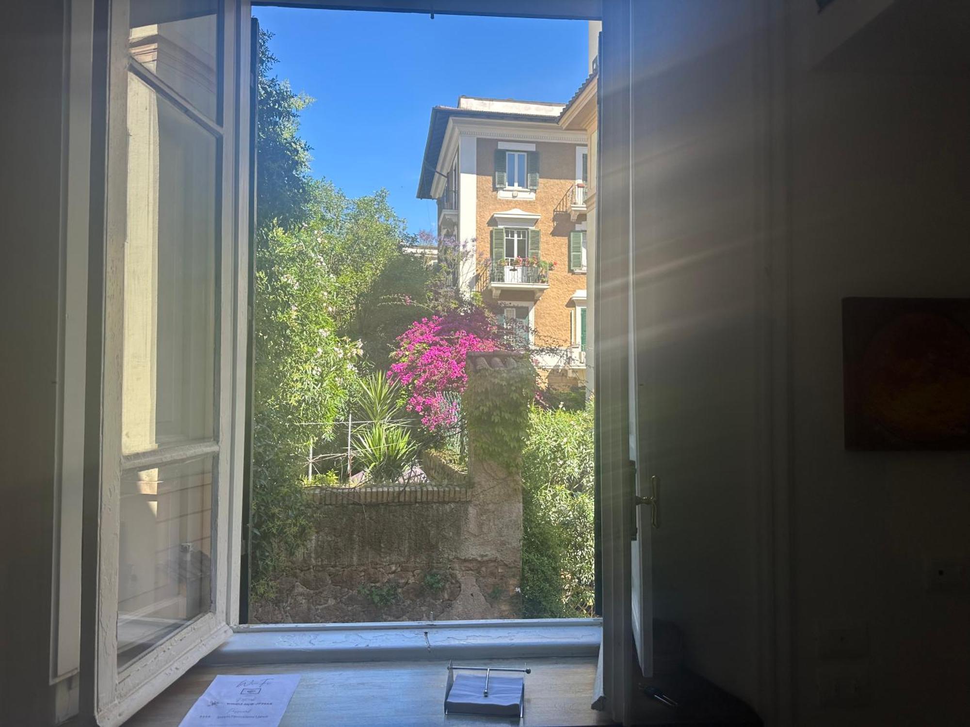 Green Window Roma Екстериор снимка